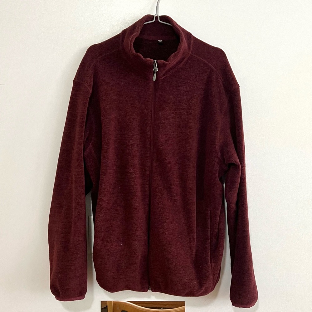 Burgundy fleece zipup sweater